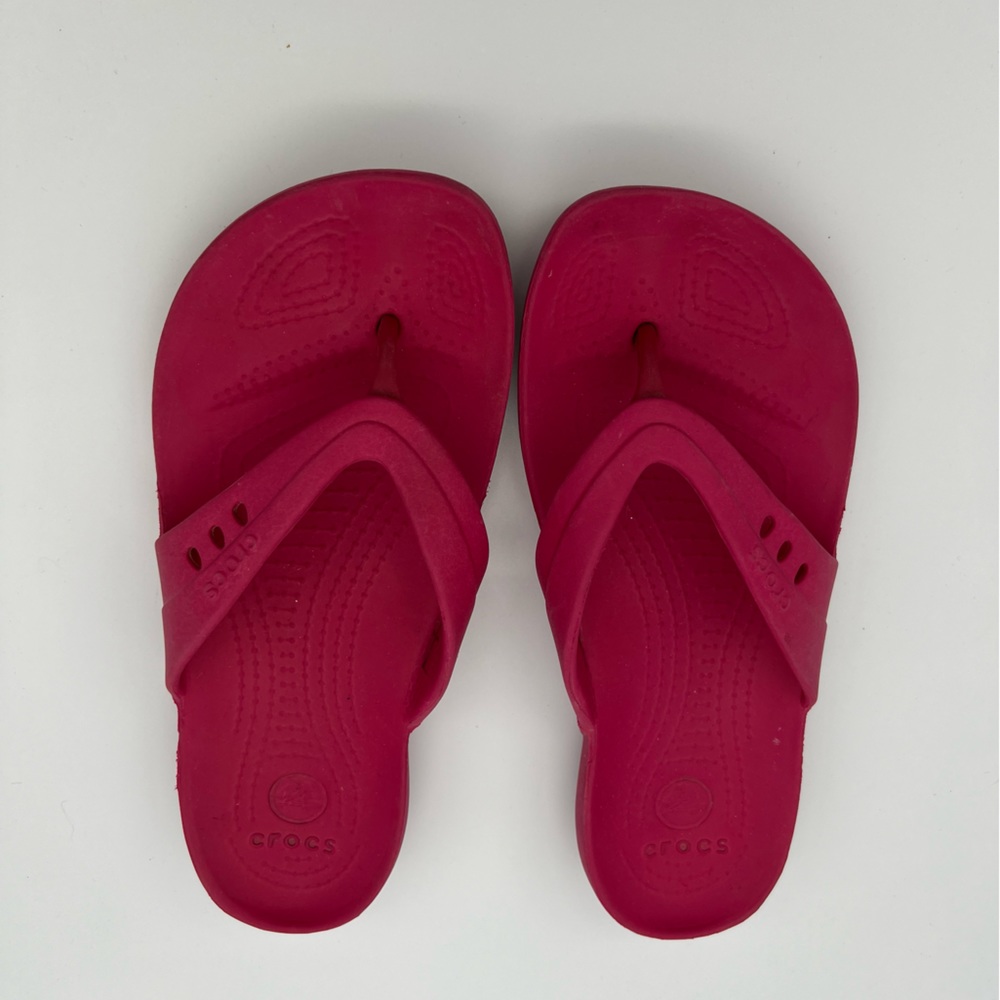 Crocs, women’s flip flops, size 7